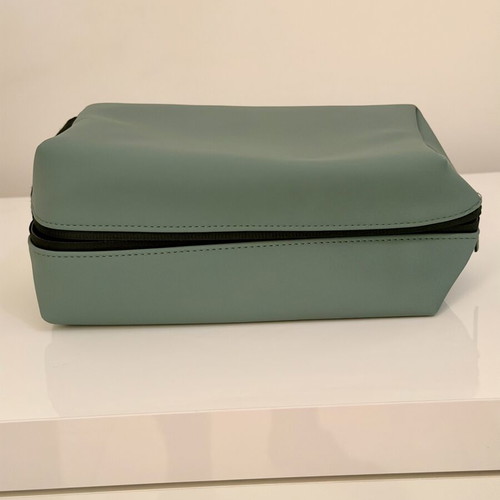 Lierac men's toiletry bag new, turquoise