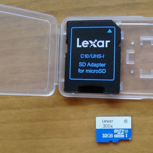 Lexar microSDHC 32GB 300x memory card with adapter like new
