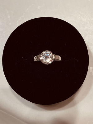 Silver solitaire ring with 1ct CZ, adjustable