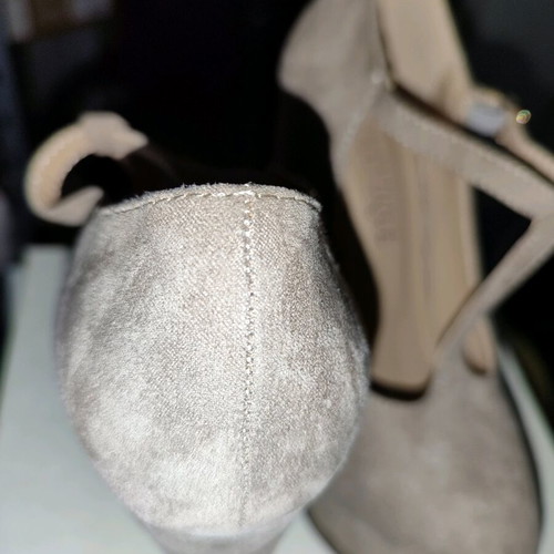 Beige suede Mary Jane style pumps, size 35, like new
