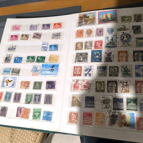 Stamp collection like new, about 500 pieces