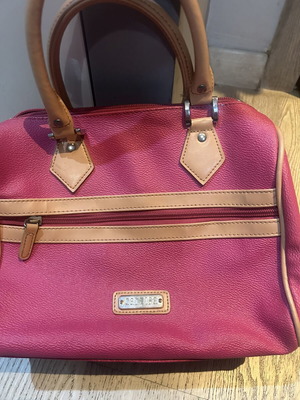 Caprice leather handbag, pink