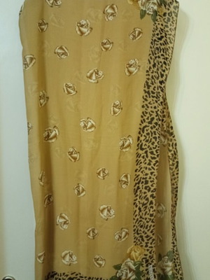 Scarf 88x88 cm like new