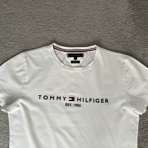 Tommy Hilfiger Heritage T-shirt like new, white, size S