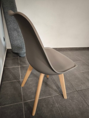 Chair gray comfortable, like new