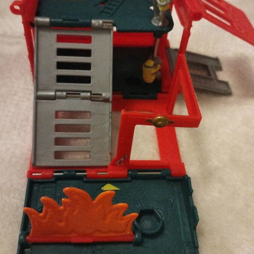 Matchbox foldable fire station like new