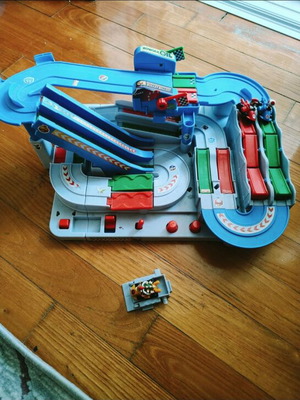 Super Mario track used with extra Toad and Bowser figures
