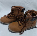 Ace unisex boots size 33 like new, brown