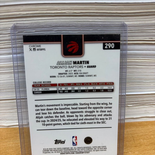 2025-26 Topps Chrome Alijah Martin Green Basketball Refractor RC #290 new