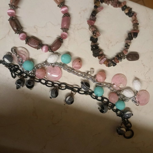 Beaded bracelets used, pack of 4 pieces