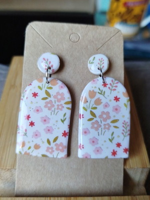 Handmade arch-shaped colorful floral earrings new from polymer clay