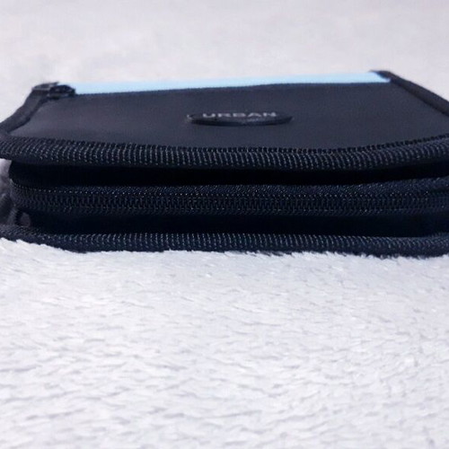 Urban CD case 28 slots like new with reinforced zipper