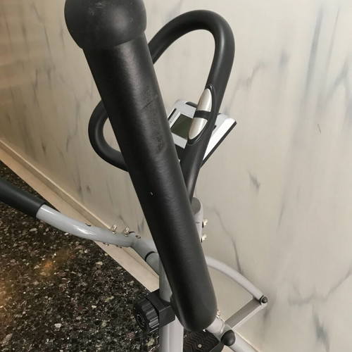 Elliptical Machine Pegasus K7.9H8 Like New