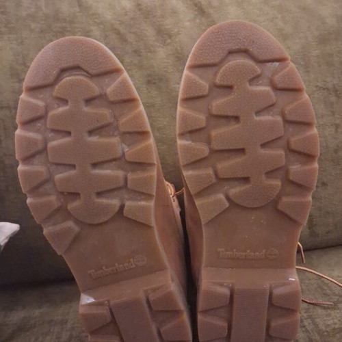 Linden Woods Wp 6 Inch hiking boots Timberland like new, beige and yellow, size 40