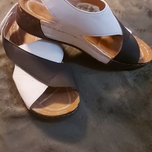 Summer sandals used, size 39, light and comfortable