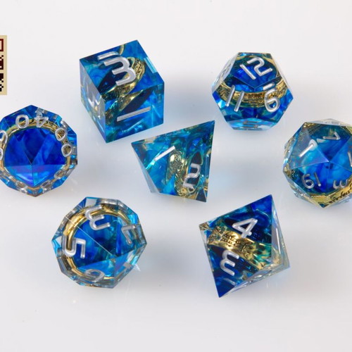 Dungeons & Dragons Dice Set with Pouch new, sharp-edge