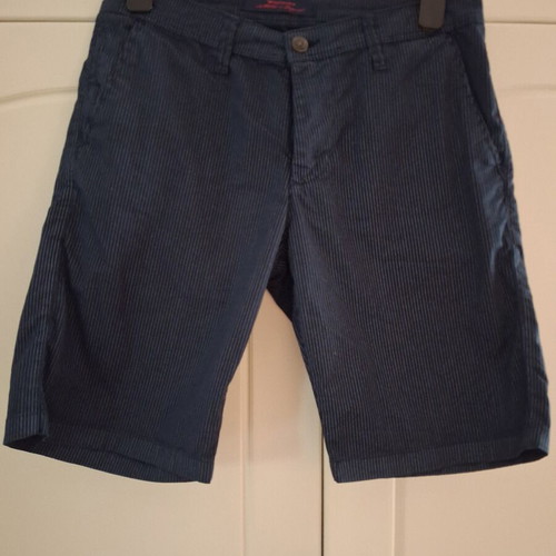 Men's Bermuda shorts used, dark blue striped, size M