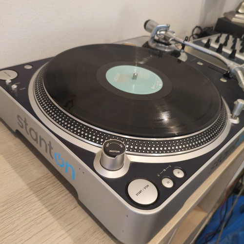 Stanton T.120C Turntable with Numark Concord Needle and Stanton M.201 Mixer like new