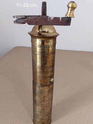 Μύλος καφέ ορειχάλκινος μεταχειρισμένος vintage