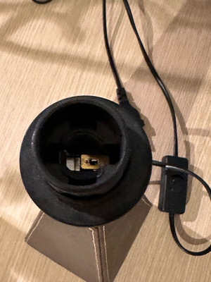 Leather base for table lamp like new