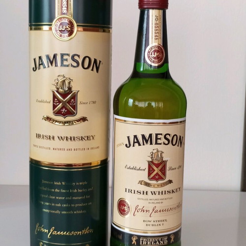 Collectible Jameson Irish Whiskey (Vintage Edition pre-2006) with metal box