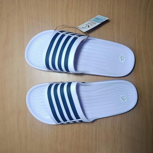 Ocean Addicts slides white with blue stripes
