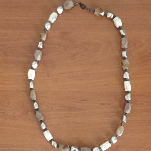 Long necklace like new