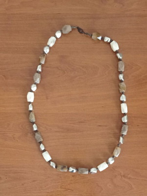 Long necklace like new