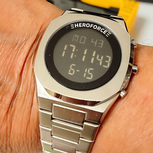 Heroforce Timeless Edge Digital Watch new with Mineral Glass and Steel Bracelet
