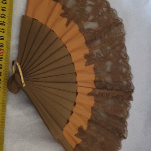 Spanish hand fan new with lace and golden finish