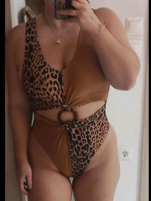 Luigi one-piece swimsuit leopard print like new, size M