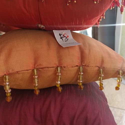 Decorative pillows new, pack of 7, Bo concept with beads