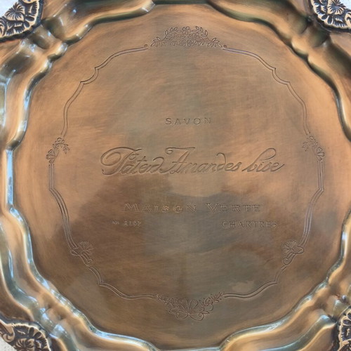 Bronze tray like new with engraved designs and curved finish