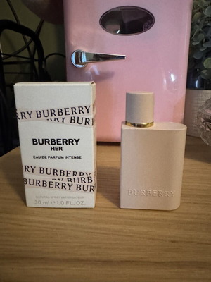 Burberry Her Eau de Parfum Intense 30ml σχεδόν πλήρες