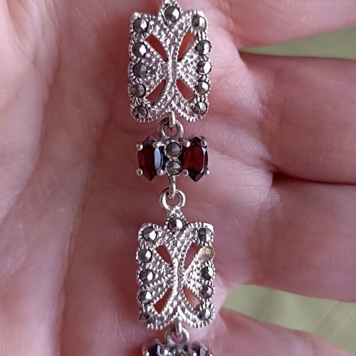 Silver bracelet 925 with garnet and marcasite, like new
