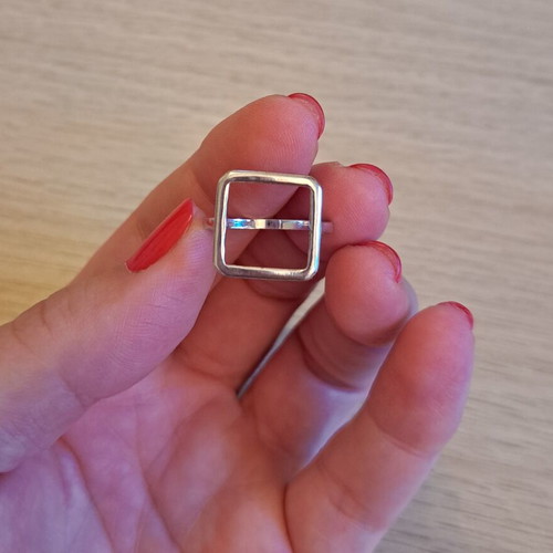 Silver 925 ring size 54 like new