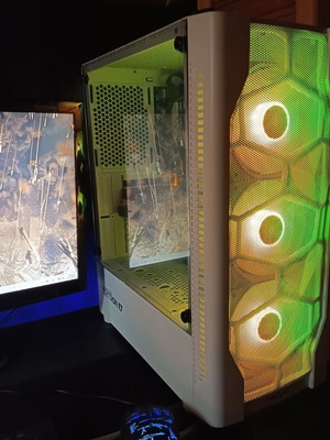 Gaming PC i5 10th Gen with RX 5700 XT 8GB and 16GB RAM like new
