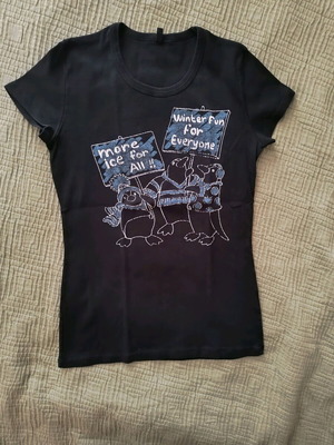Benetton black t-shirt like new, size small