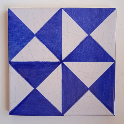 Handmade decorative tile 20x20 like new, blue-white