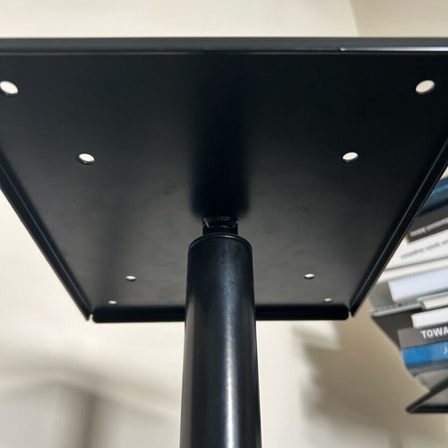 Adjustable Heavy Speaker Stands like new