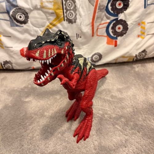 Chap Mei Dino Valley-L&S T-Rex Attack Playset like new