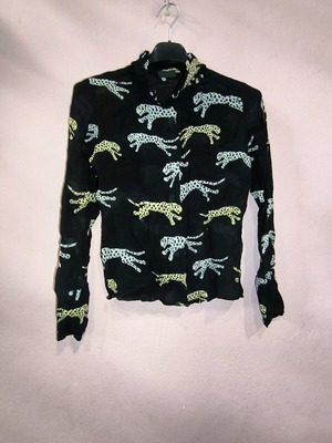 Rosso di Sera Y2K Leopard Print Shirt like new, black