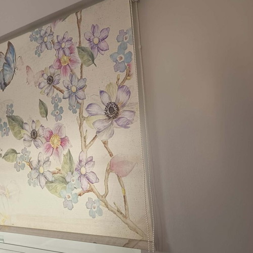 Domus B359 medium shading roller blind for kids room like new