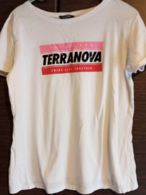 Terranova T-shirt like new, white, size L
