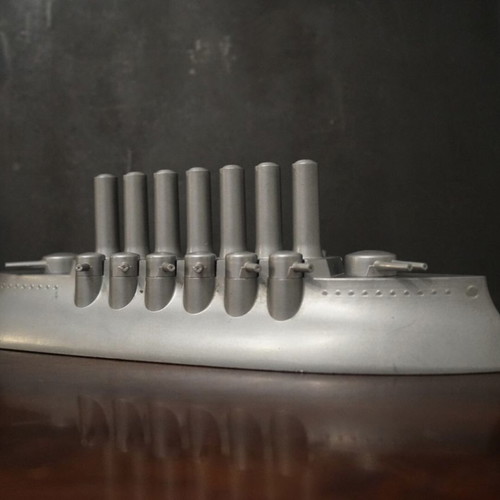 Metal war frigate used with detachable machine guns
