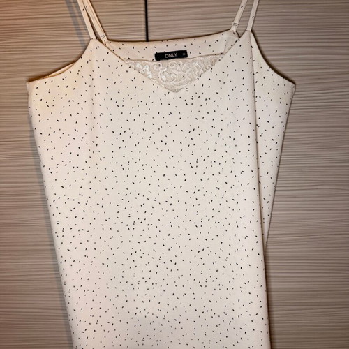Only blouse like new, size S, black and white