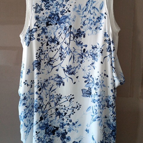 Zara dress used, double fabric with side transparencies, white and blue, size L