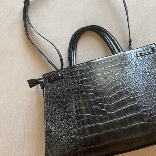 Bershka office style crossbody bag like new, black, large
