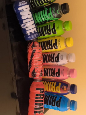 Prime drink collection σαν καινούργια, σπάνια συλλεκτικά μπουκάλια από Logan Paul