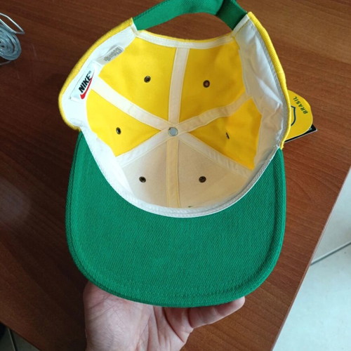 Nike Brazil CBF Snapback cap new with tag yellow-green